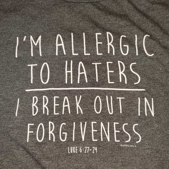 I'm ALLERGIC TO HATERS grey and white tee large - Picture 2 of 7